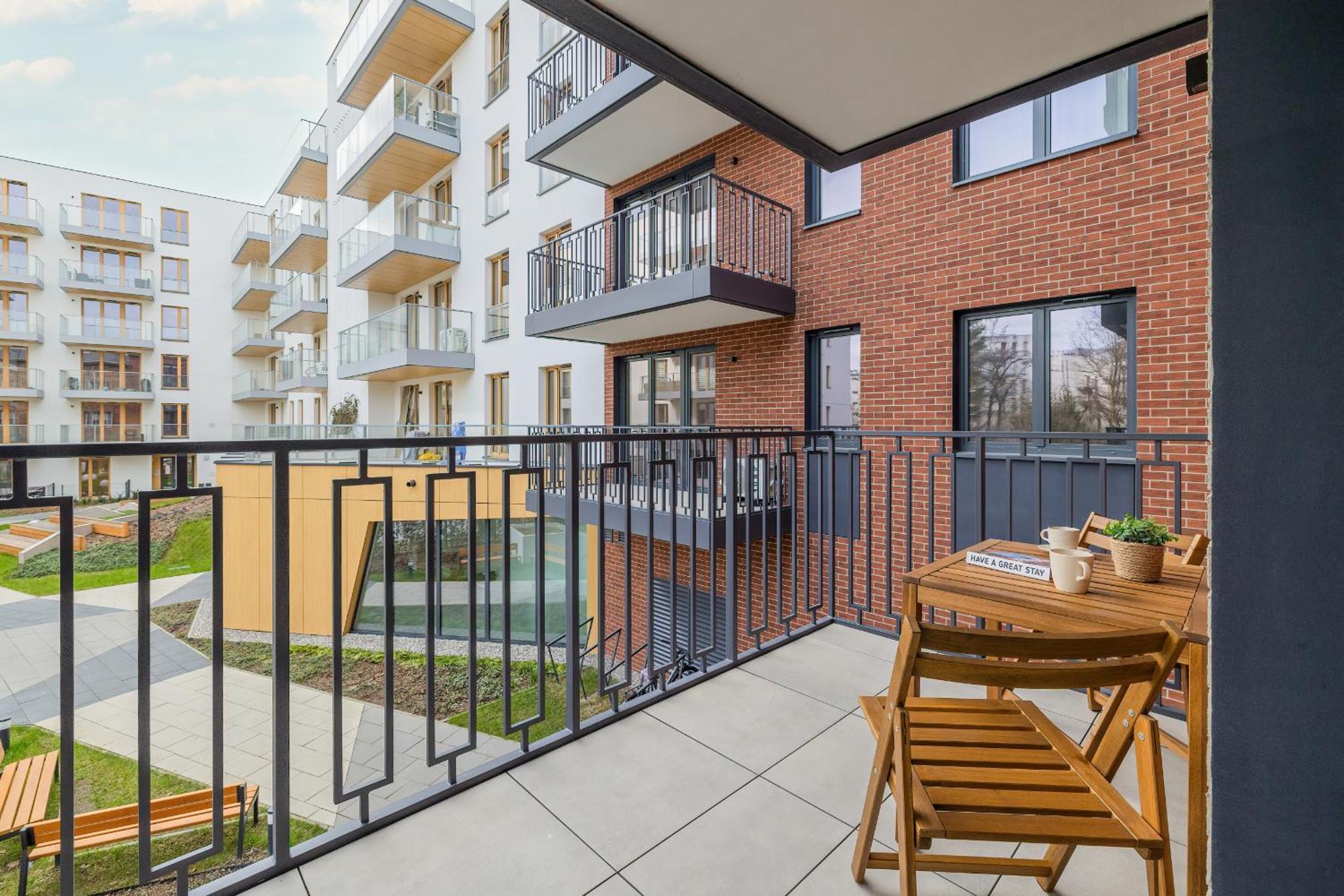 Cozy Apartment Orawska With Balcony By Noclegi Renters Krakau Exterior foto